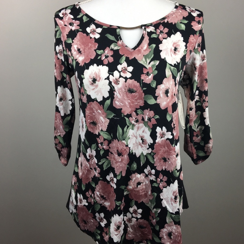 Love Delirious Maternity Floral Top